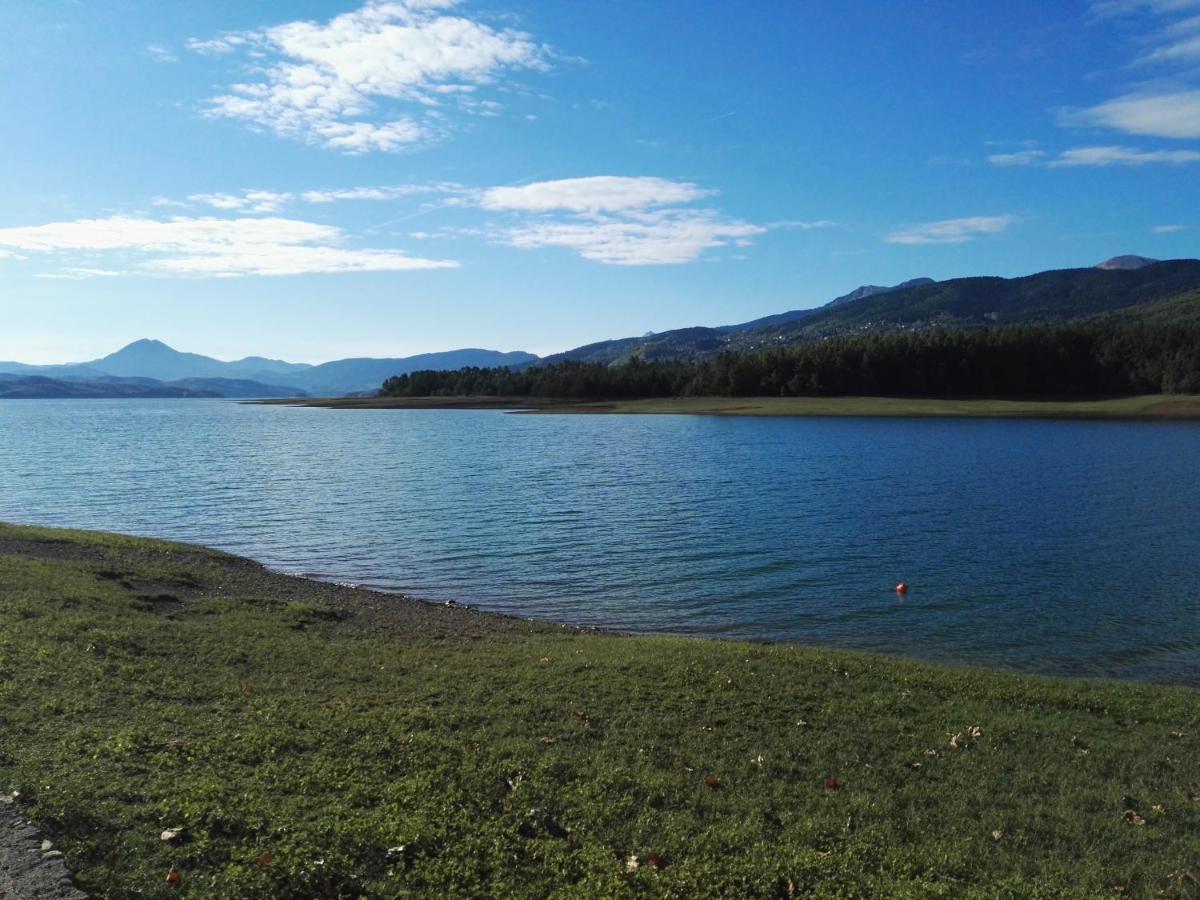 Cosy Lake House, Μια Ανάσα Πριν Τη Λίμνη Kalívia Exterior foto