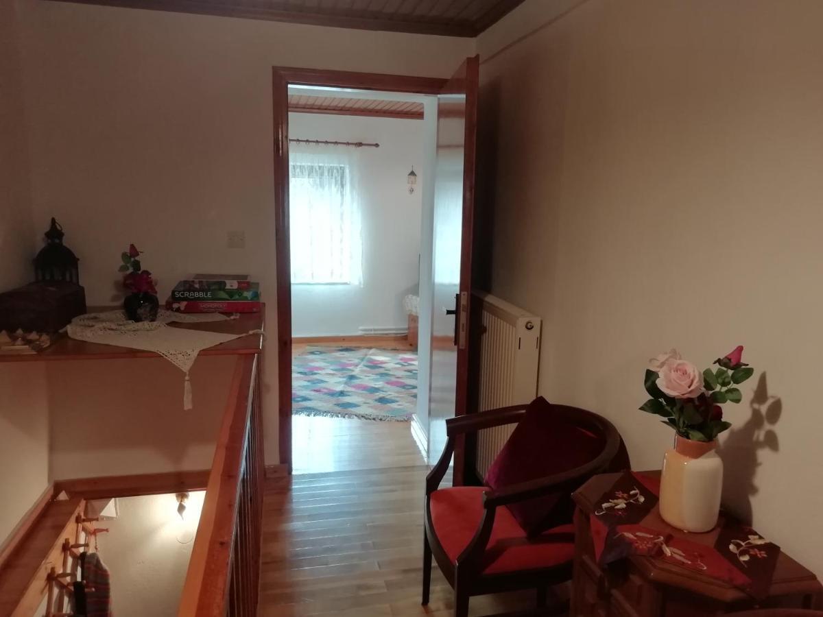 Cosy Lake House, Μια Ανάσα Πριν Τη Λίμνη Kalívia Exterior foto