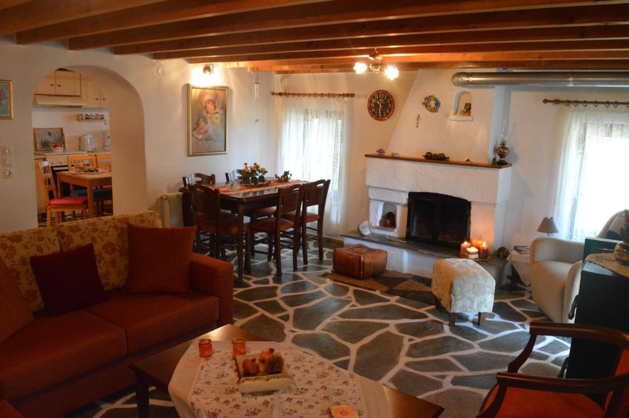 Cosy Lake House, Μια Ανάσα Πριν Τη Λίμνη Kalívia Exterior foto